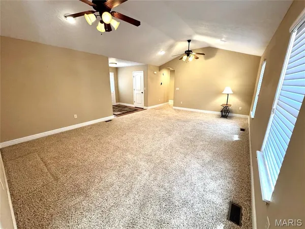 $364,900 | 2206 Cherry Blossom Circle, Lebanon, MO 65536
