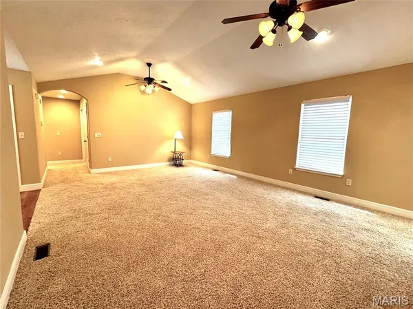 $364,900 | 2206 Cherry Blossom Circle, Lebanon, MO 65536