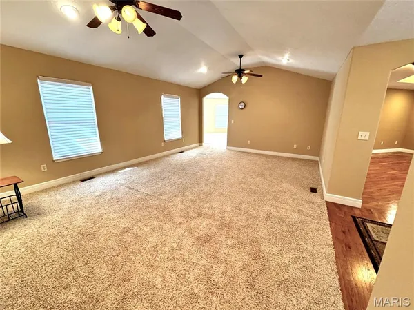 $364,900 | 2206 Cherry Blossom Circle, Lebanon, MO 65536