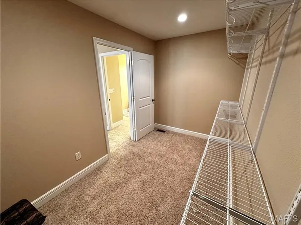 $364,900 | 2206 Cherry Blossom Circle, Lebanon, MO 65536