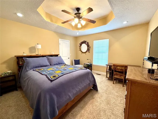 $364,900 | 2206 Cherry Blossom Circle, Lebanon, MO 65536