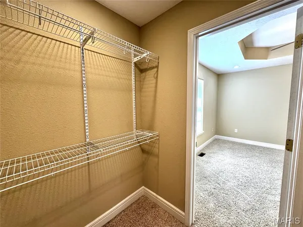 $364,900 | 2206 Cherry Blossom Circle, Lebanon, MO 65536