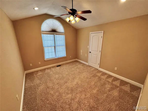 $364,900 | 2206 Cherry Blossom Circle, Lebanon, MO 65536