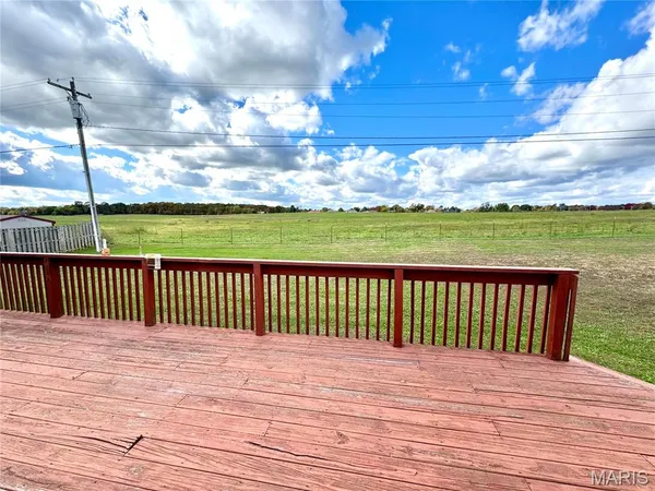 $364,900 | 2206 Cherry Blossom Circle, Lebanon, MO 65536