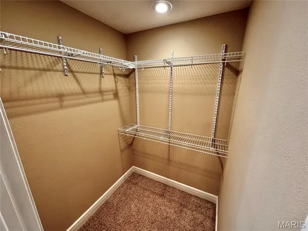 $364,900 | 2206 Cherry Blossom Circle, Lebanon, MO 65536