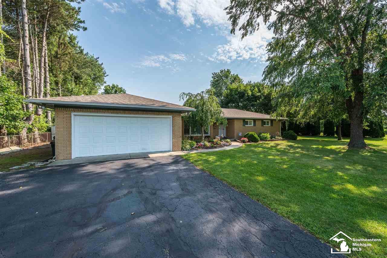 2799 West Albain Road Monroe, MI 48161 - Photo 1 of 40
