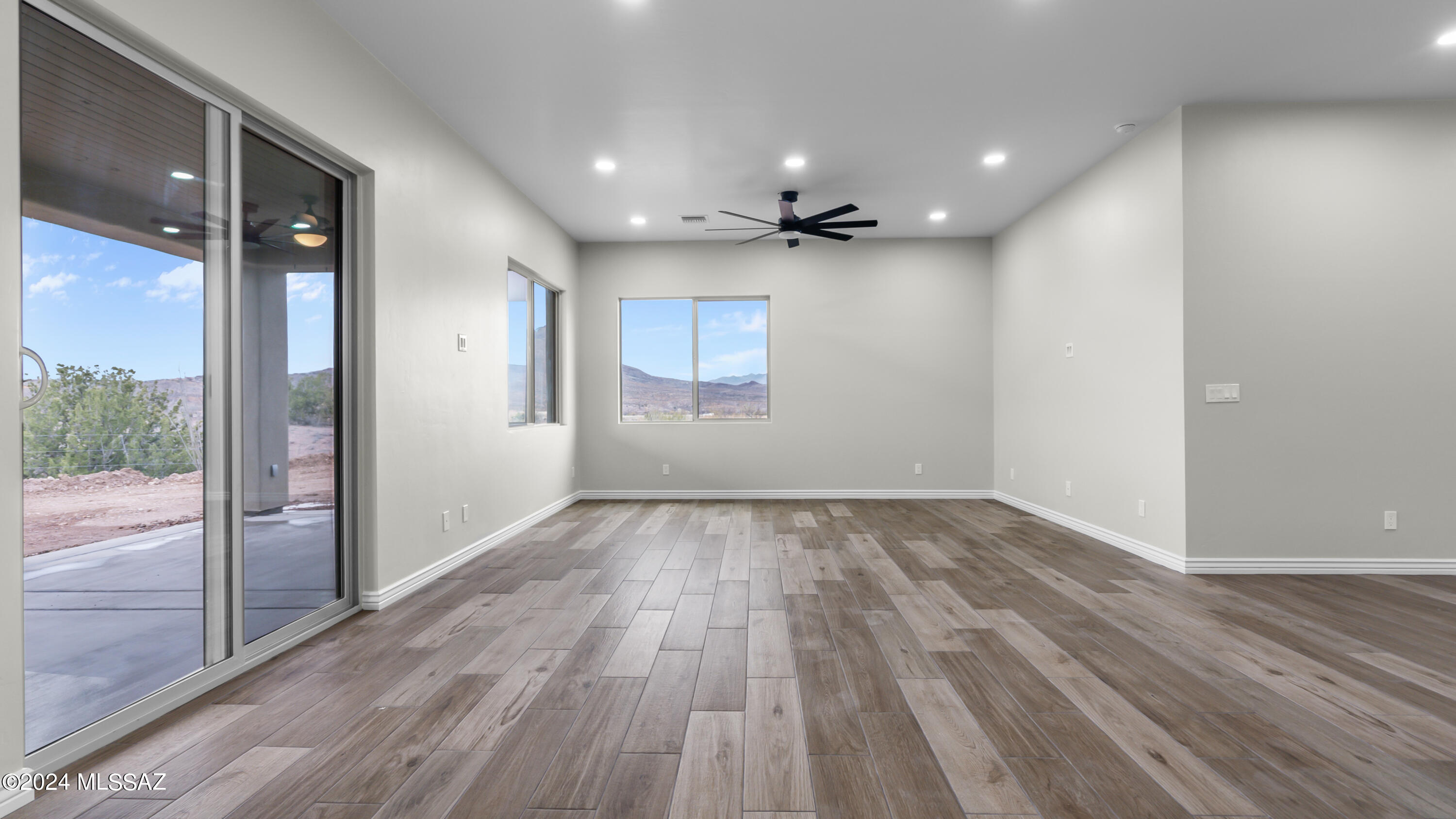 1160 Calle Remedios Rio Rico, AZ 85648 - Photo 5 of 31