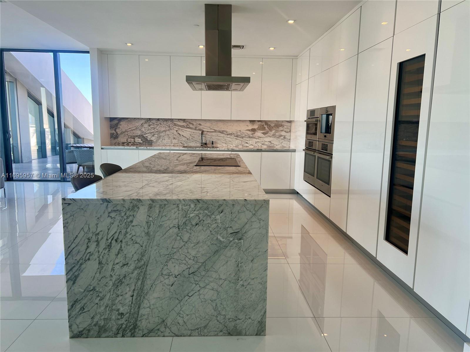 88 Southwest 7th Street, Unit 4203 Miami, FL 33130 - Photo 16 of 96