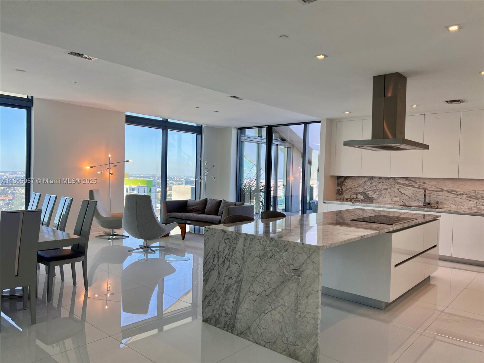 88 Southwest 7th Street, Unit 4203 Miami, FL 33130 - Photo 20 of 96