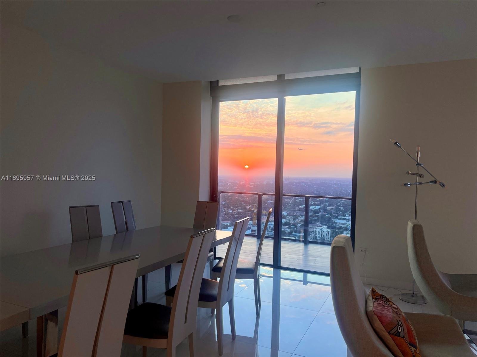 88 Southwest 7th Street, Unit 4203 Miami, FL 33130 - Photo 33 of 96