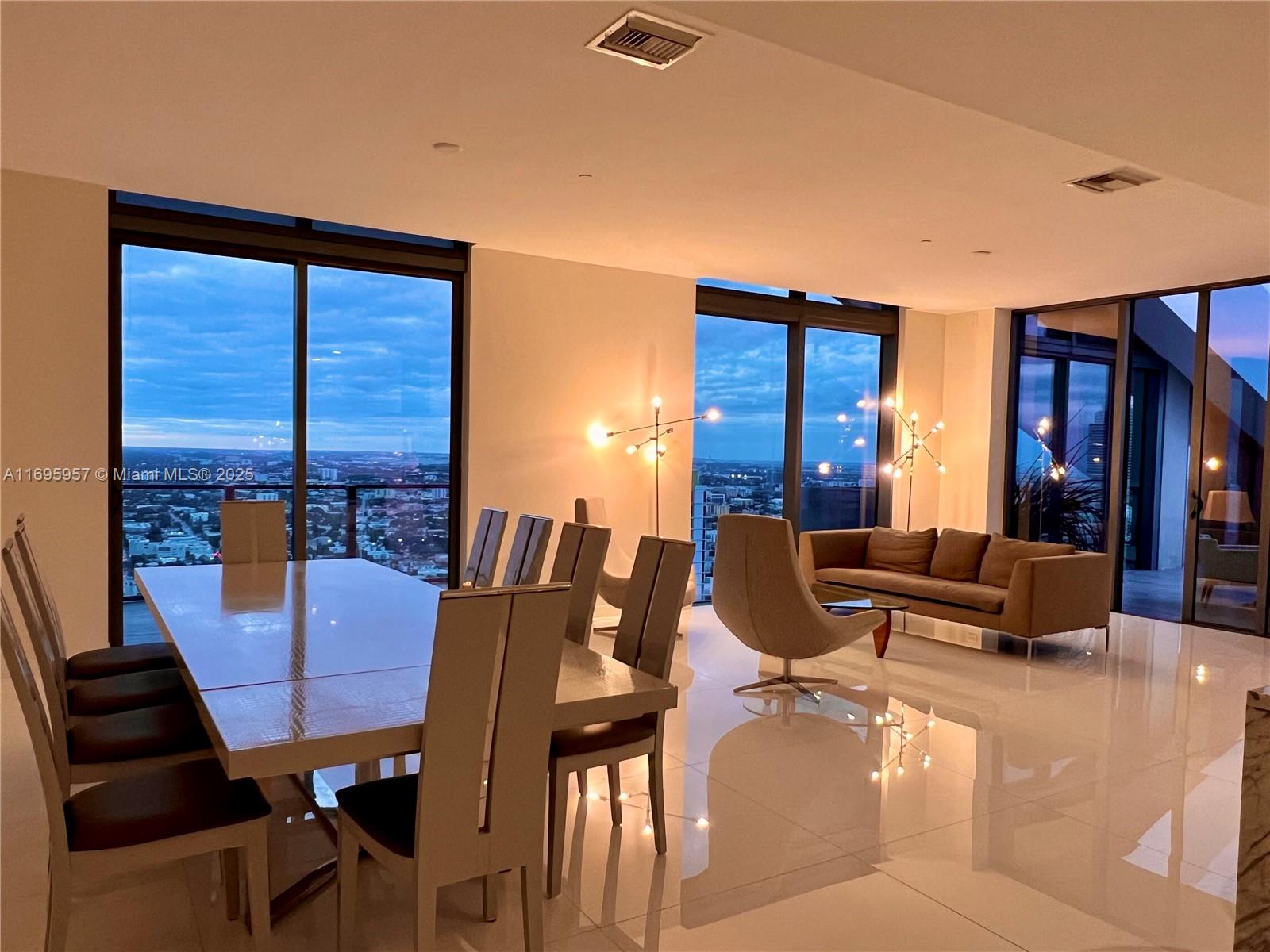 88 Southwest 7th Street, Unit 4203 Miami, FL 33130 - Photo 37 of 96