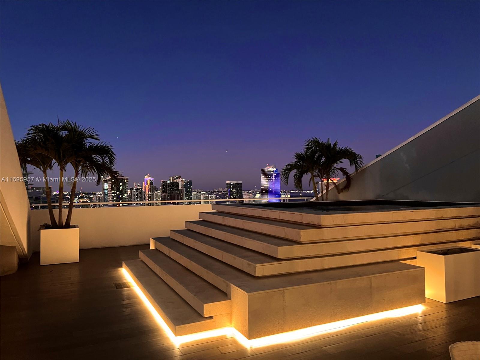 88 Southwest 7th Street, Unit 4203 Miami, FL 33130 - Photo 4 of 96