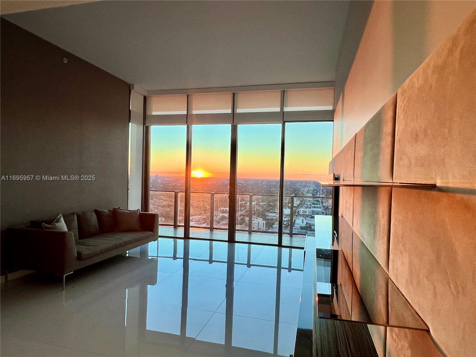 88 Southwest 7th Street, Unit 4203 Miami, FL 33130 - Photo 44 of 96