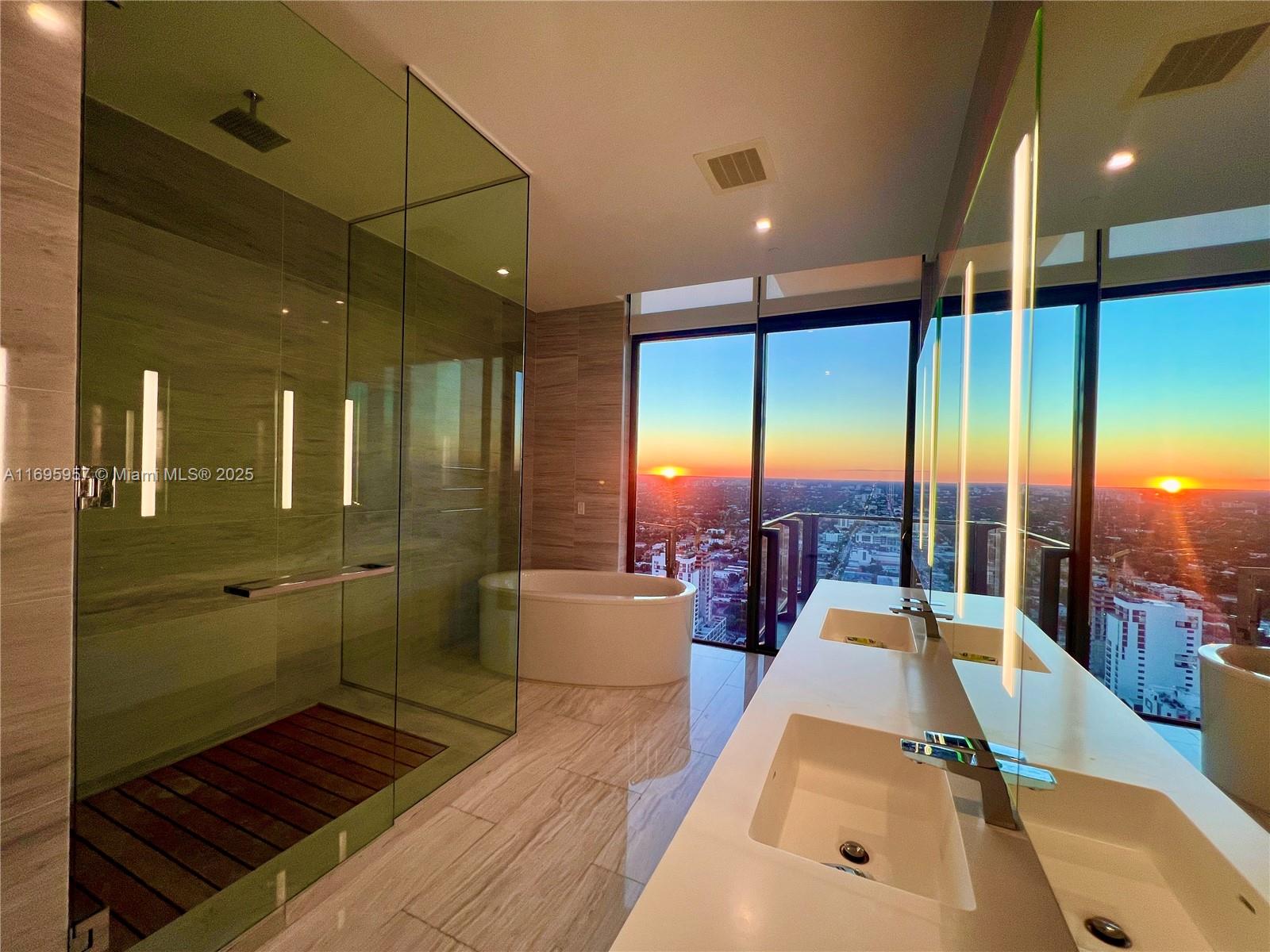 88 Southwest 7th Street, Unit 4203 Miami, FL 33130 - Photo 55 of 96