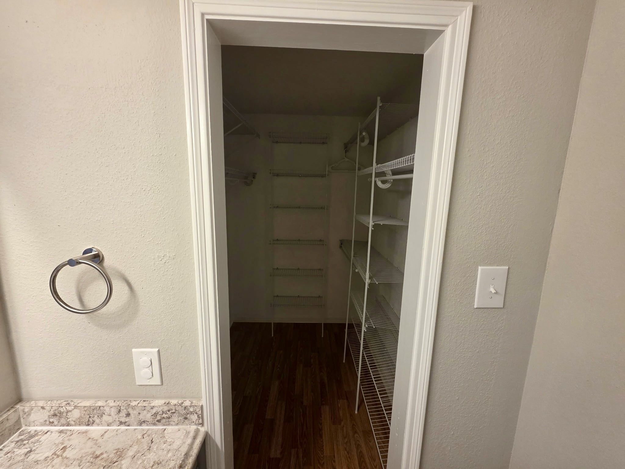 16007 Mill Point Drive Houston, TX 77059 - Photo 26 of 38