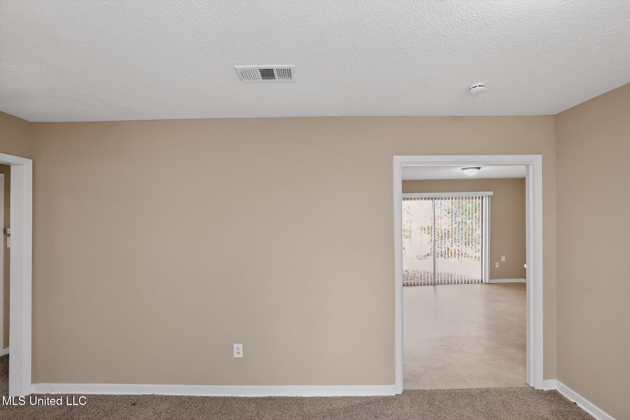 2446 Overbrook Drive Jackson, MS 39213 - Photo 15 of 39 13_2446_Overbrook_Dr_Jackson_MS_39213_US