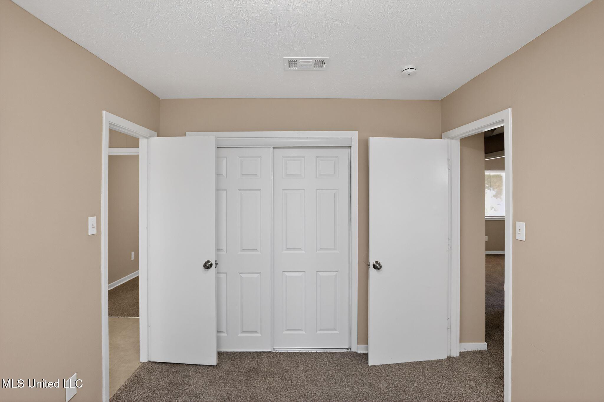 2446 Overbrook Drive Jackson, MS 39213 - Photo 26 of 39 33_2446_Overbrook_Dr_Jackson_MS_39213_US