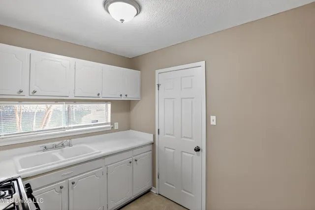 $89,900 | 2446 Overbrook Drive, Jackson, MS 39213