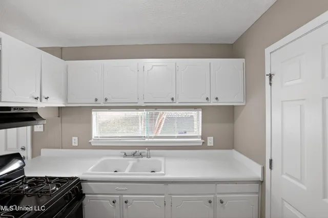 $89,900 | 2446 Overbrook Drive, Jackson, MS 39213