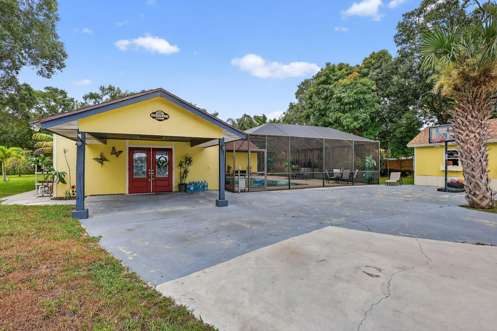 600 Gopher Hill Road Fort Pierce, FL 34982 - Photo 3 of 71 5-web-or-mls-004_5P1A0330