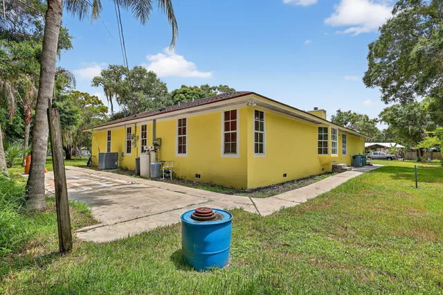 $425,000 | 600 Gopher Hill Road, Fort Pierce, FL 34982