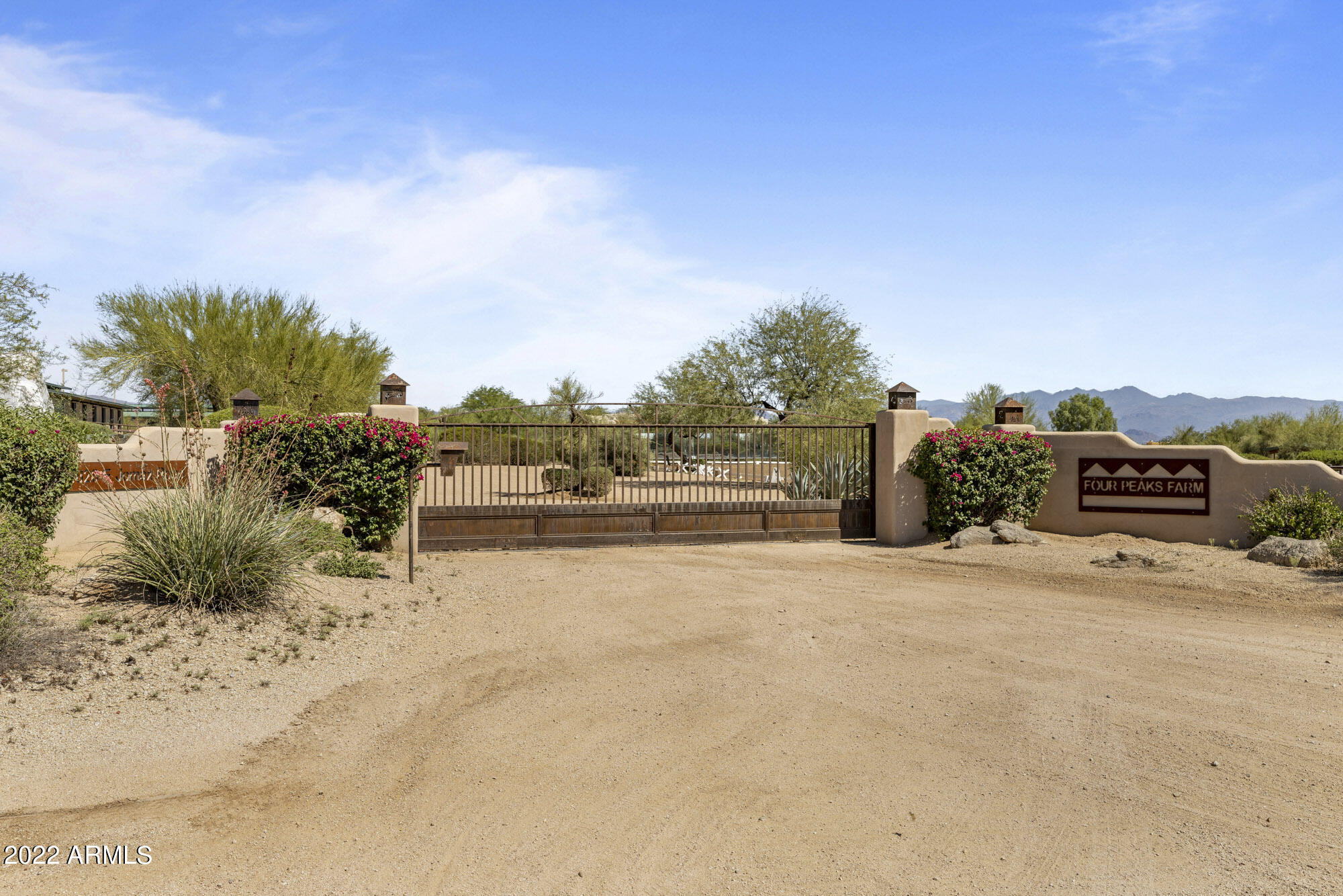 15828 East Jomax Road Scottsdale, AZ 85262 - Photo 2 of 3 Gated Entry