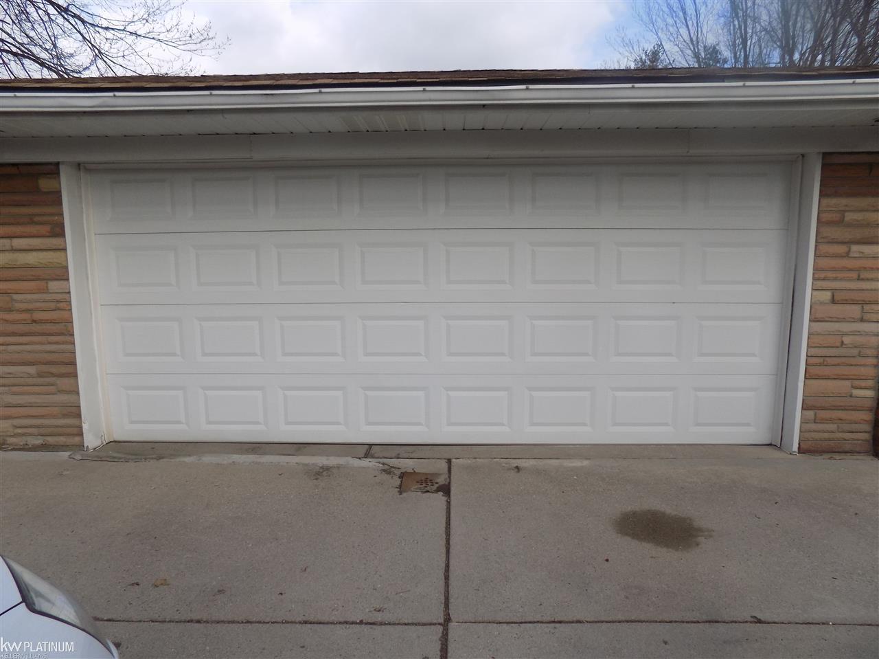 51156 Fairchild Road Chesterfield, MI 48051 - Photo 4 of 32