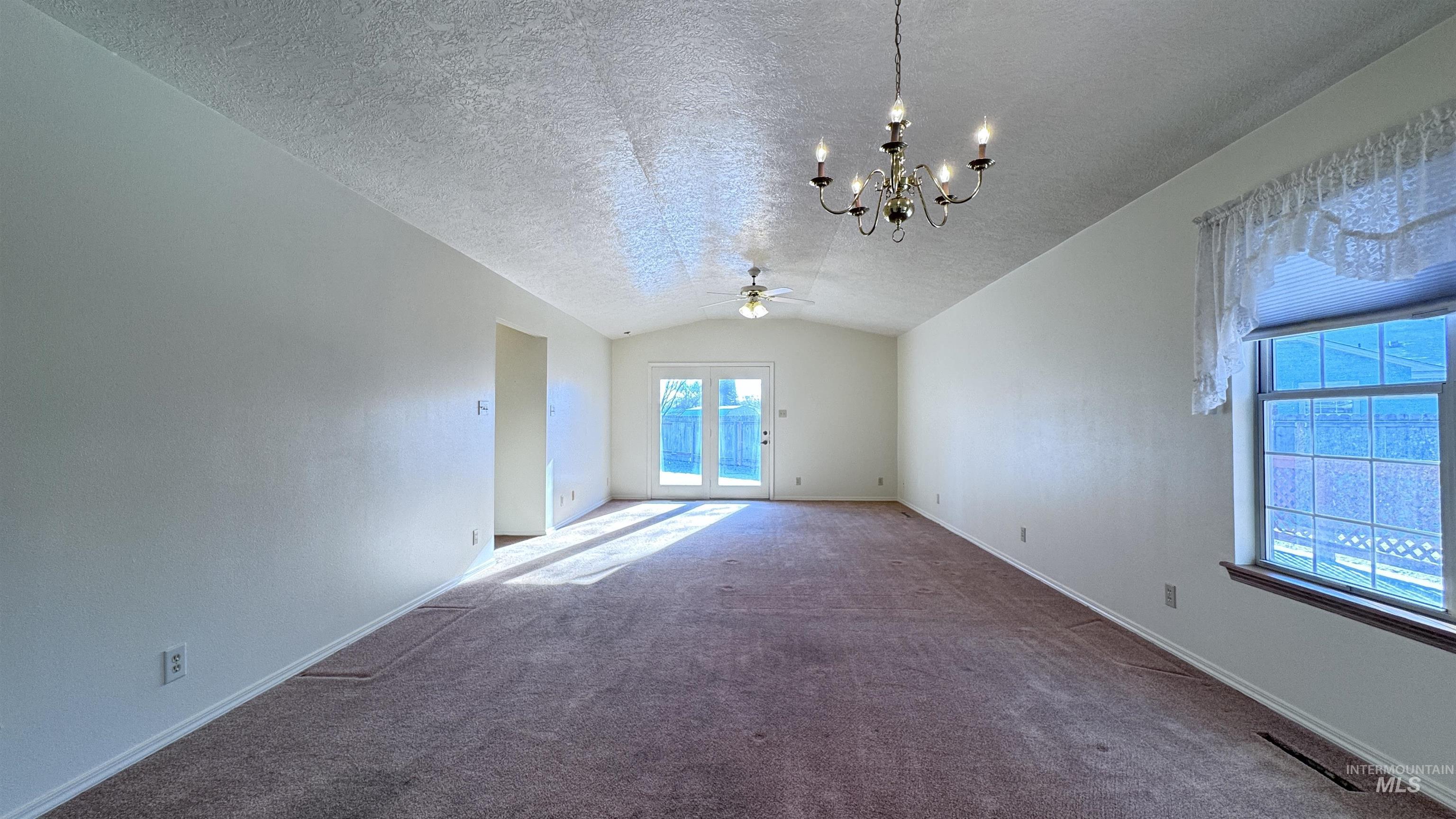 2780 Hiawatha Way Twin Falls, ID 83301 - Photo 11 of 39