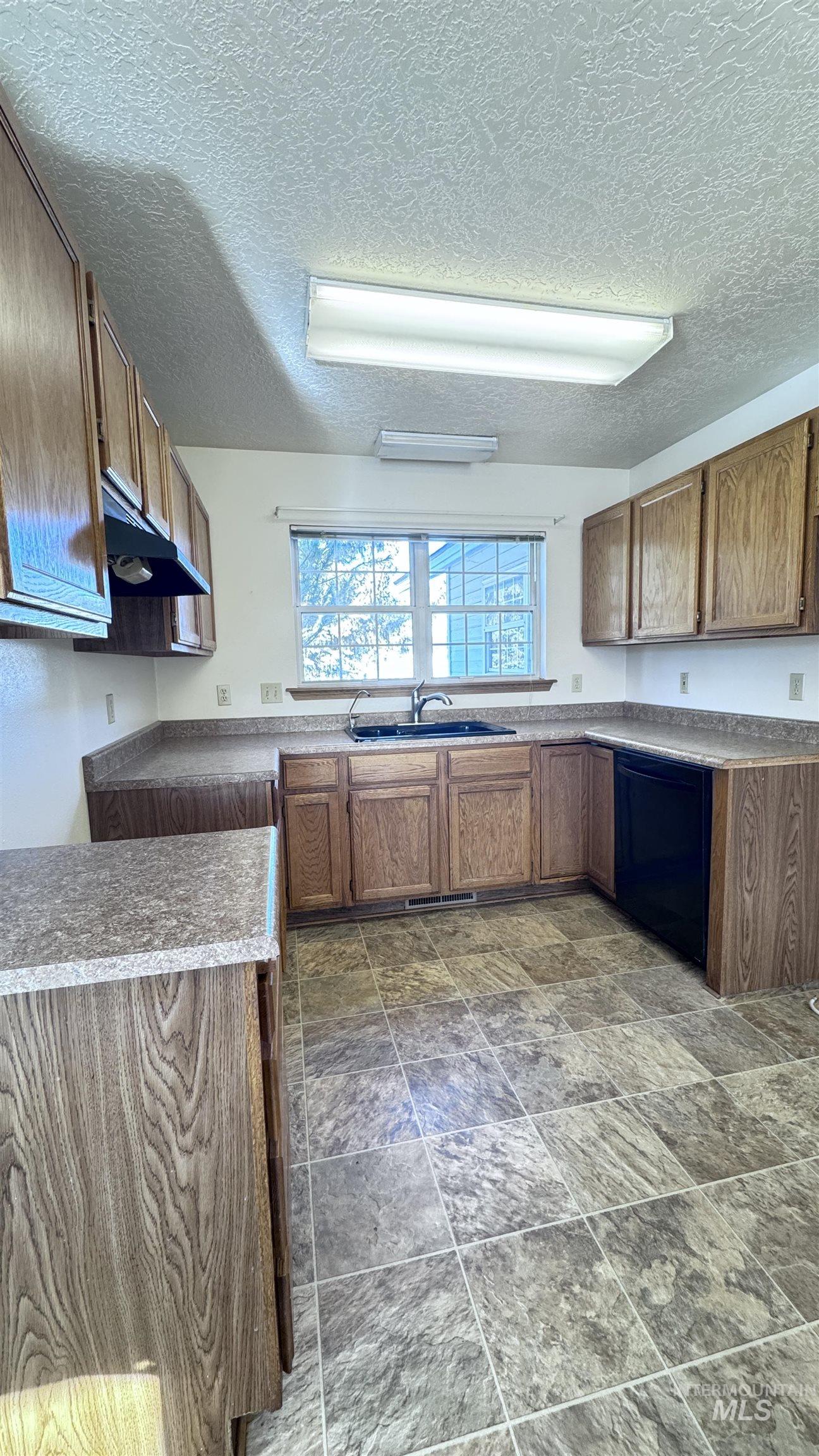 2780 Hiawatha Way Twin Falls, ID 83301 - Photo 14 of 39