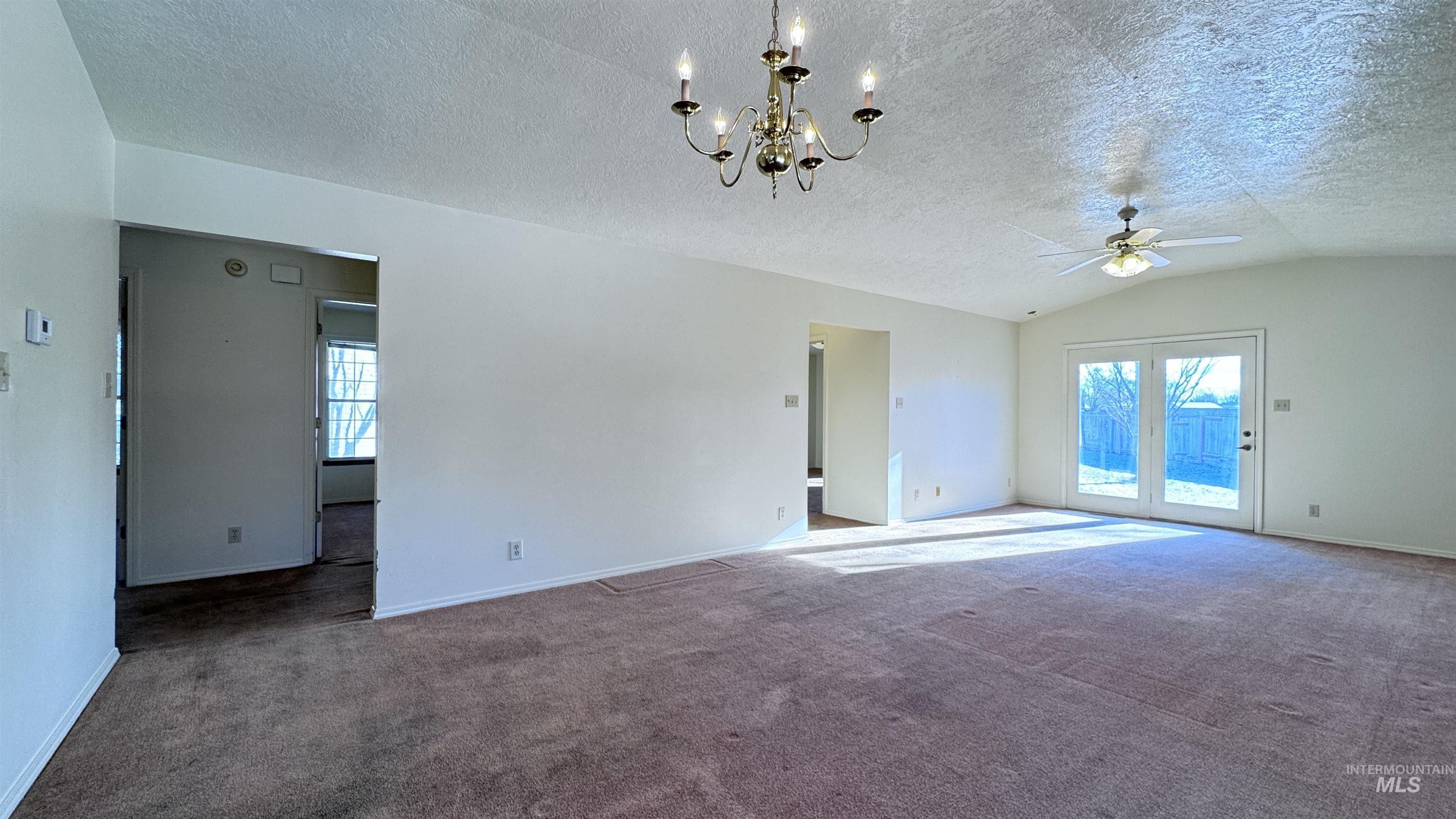 2780 Hiawatha Way Twin Falls, ID 83301 - Photo 17 of 39