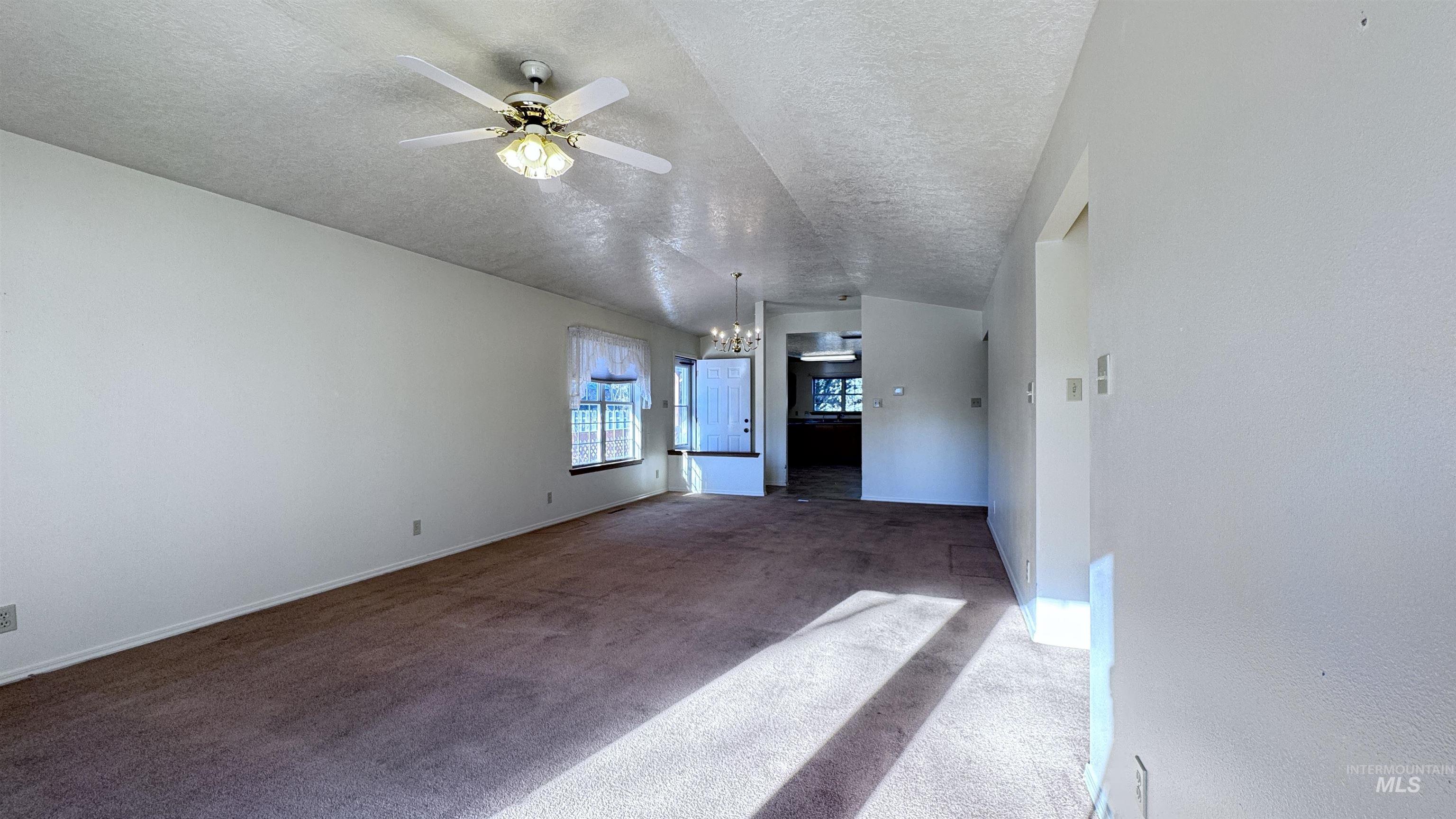 2780 Hiawatha Way Twin Falls, ID 83301 - Photo 10 of 39