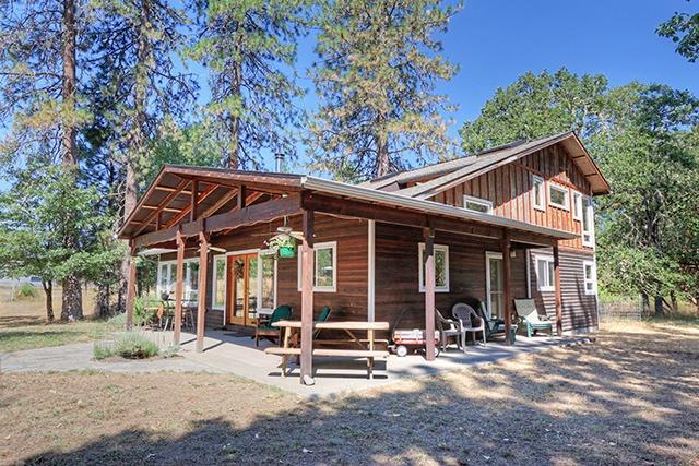 540 Latigo Ranch Road Williams, OR 97544 - Photo 1 of 32 Primary Photo