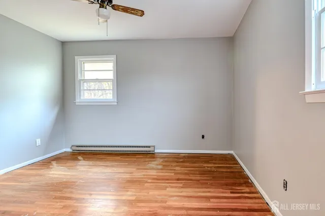 $2,950 | 347 Lincoln Boulevard, Middlesex, NJ 08846