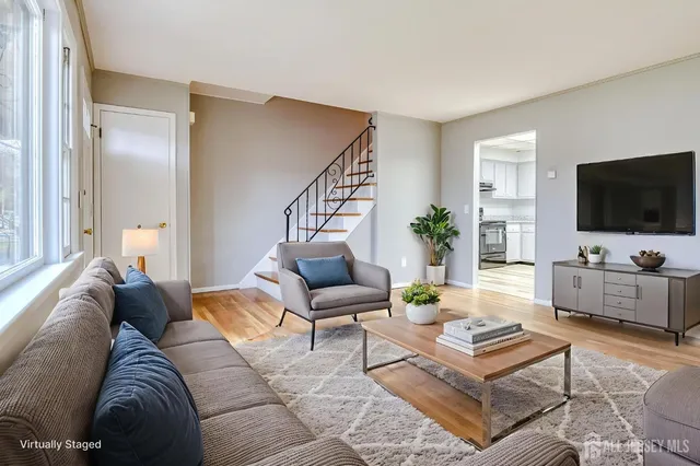 $2,950 | 347 Lincoln Boulevard, Middlesex, NJ 08846