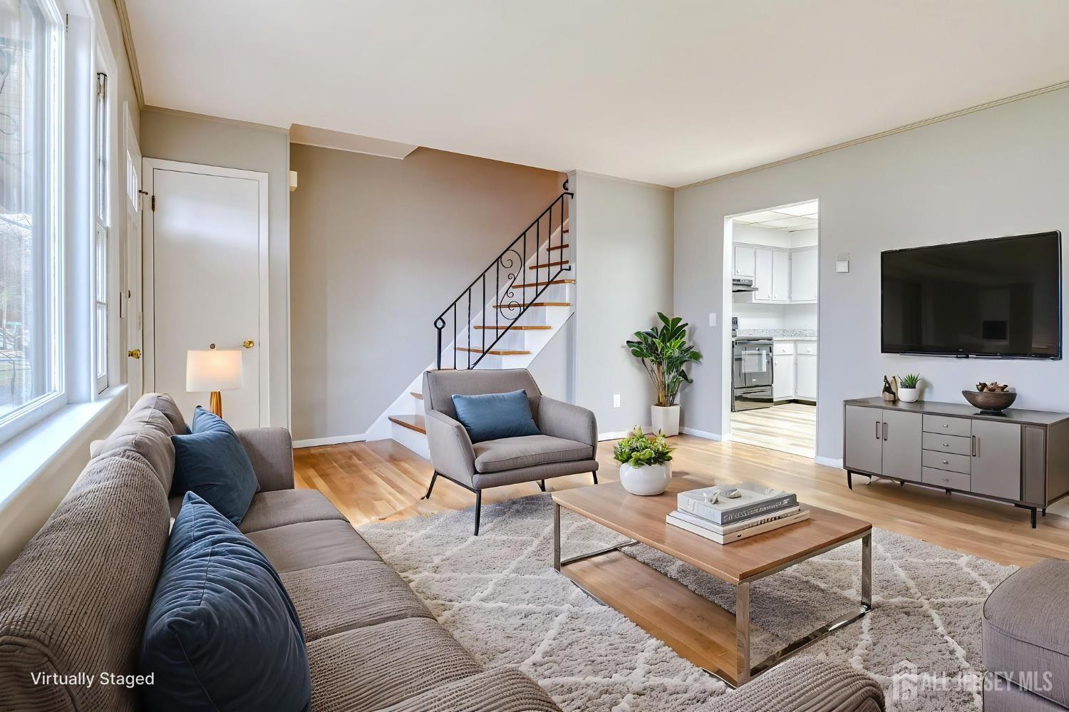 347 Lincoln Boulevard Middlesex, NJ 08846 - Photo 5 of 25 a living room with furniture and a flat screen tv