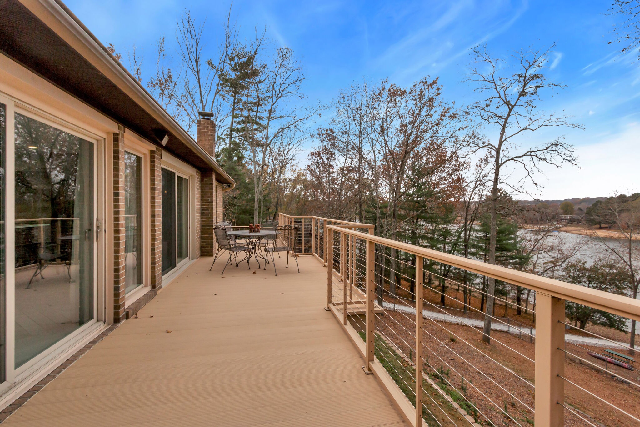 326 Loop Drive Winchester, TN 37398 - Photo 28 of 50 a view of balcony with furniture