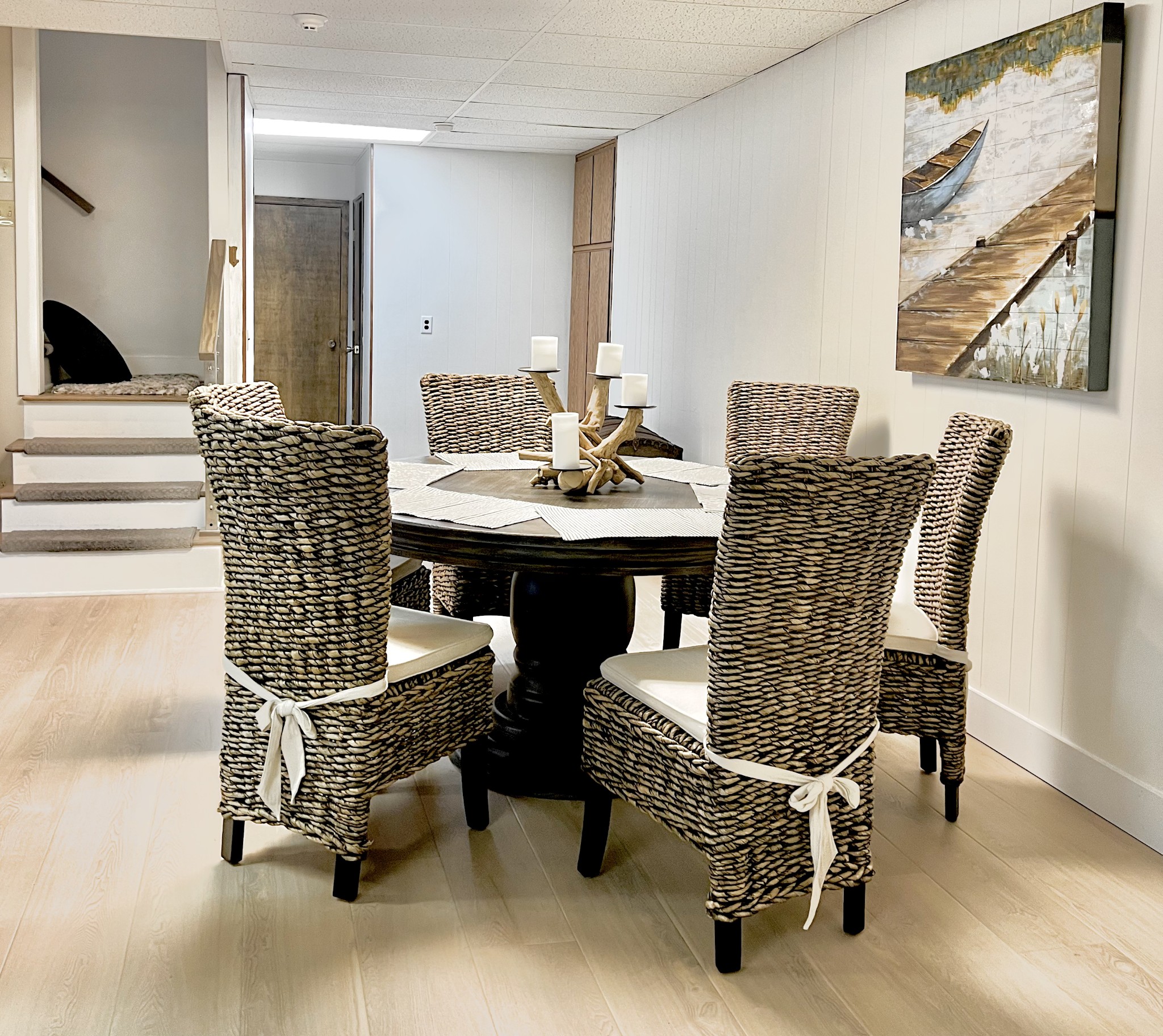 326 Loop Drive Winchester, TN 37398 - Photo 36 of 50 a dining room with furniture and wooden floor