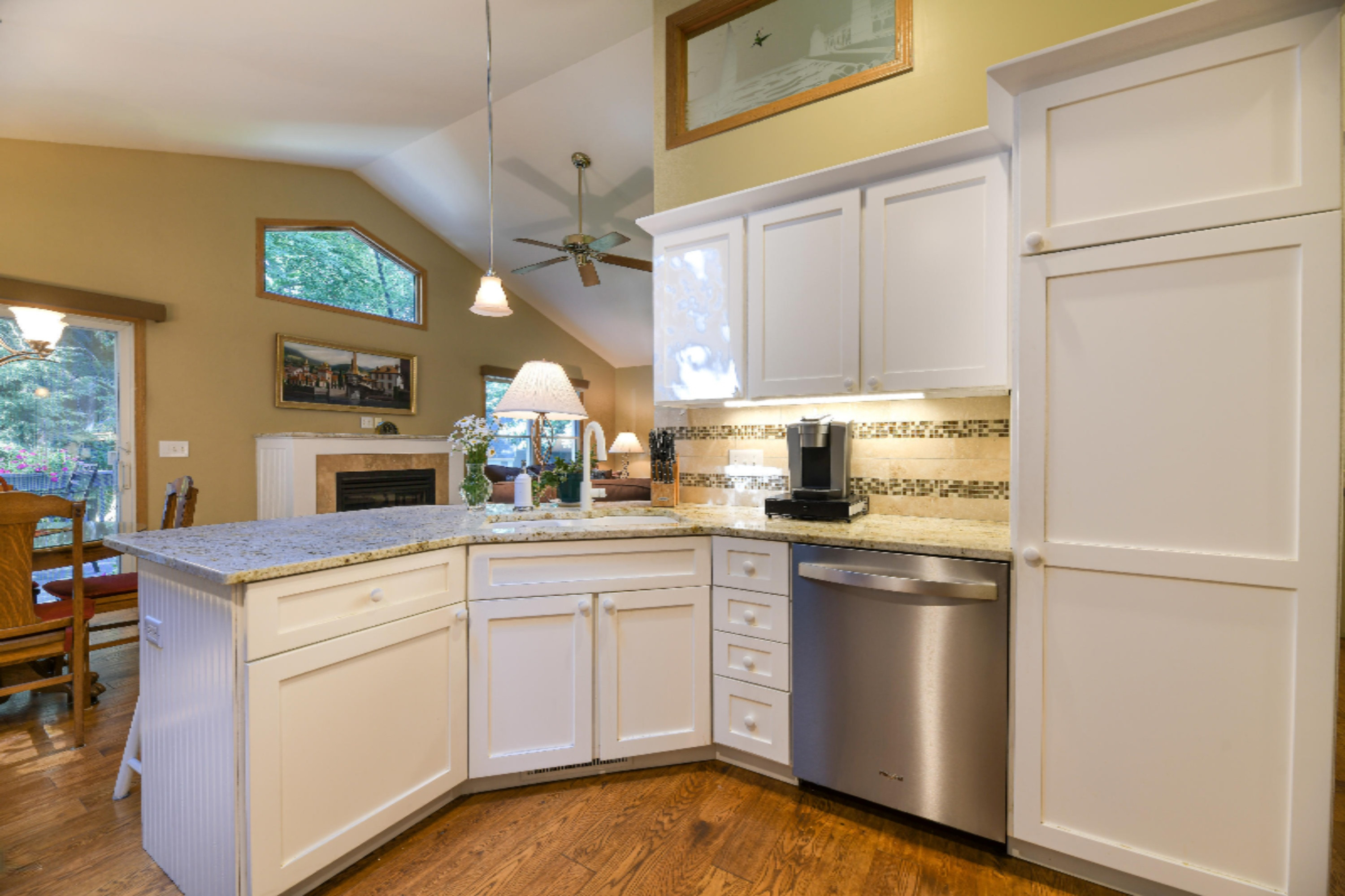 16794 Bridlepath Spring Lake, MI 49456 - Photo 3 of 70 16794 bridlepath-13