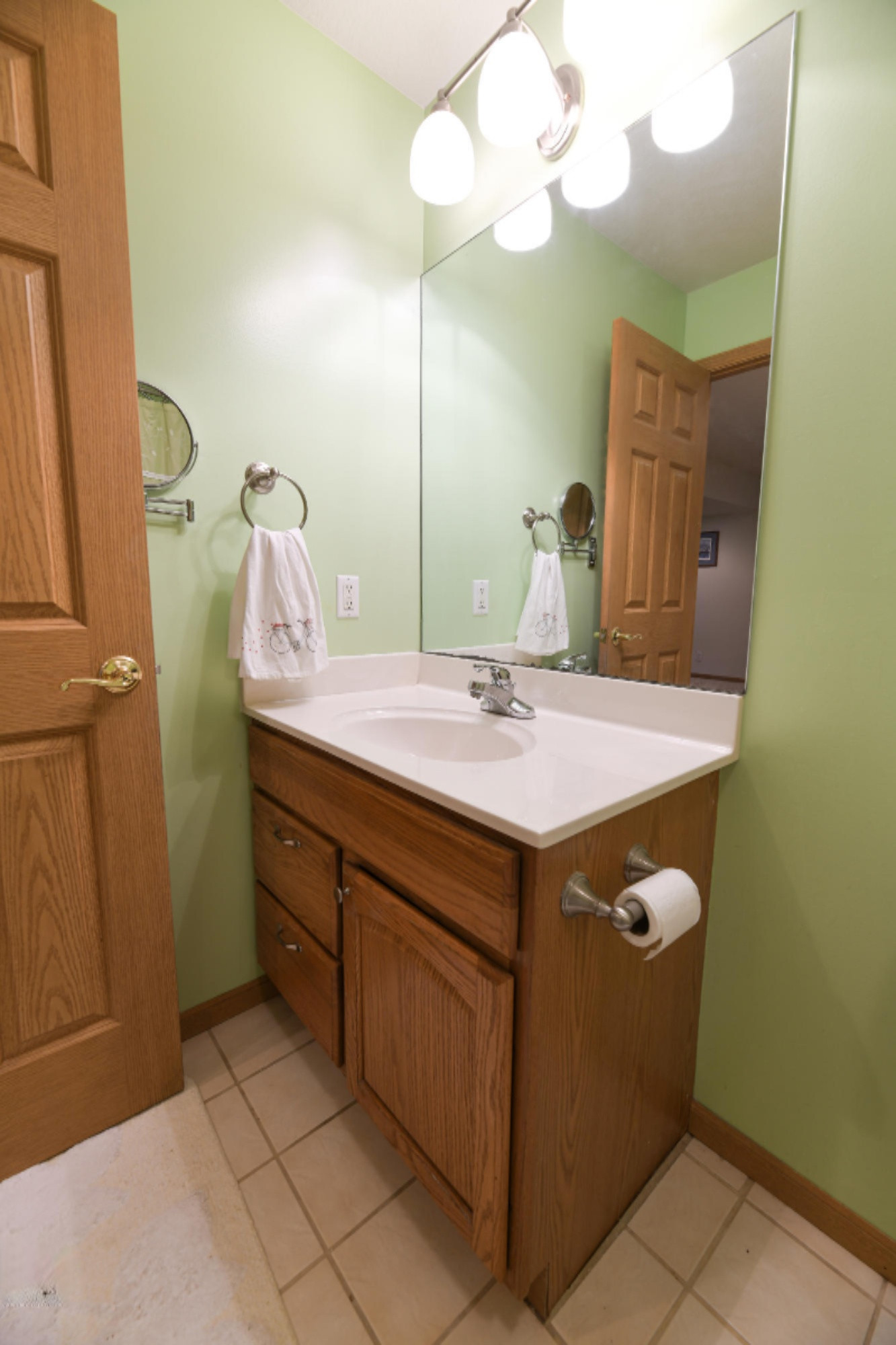 16794 Bridlepath Spring Lake, MI 49456 - Photo 43 of 70 16794 bridlepath-44