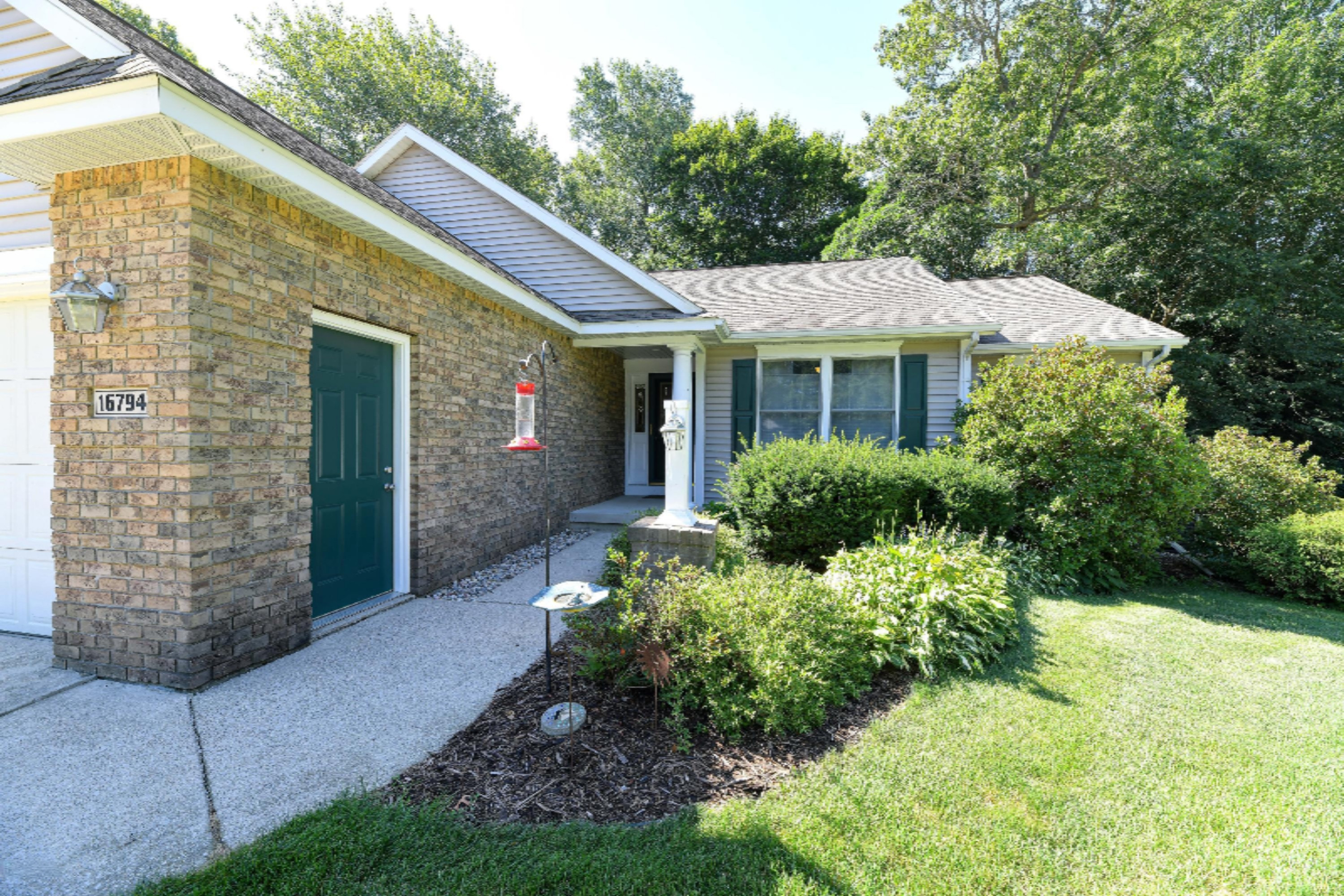 16794 Bridlepath Spring Lake, MI 49456 - Photo 57 of 70 16794 bridlepath-59