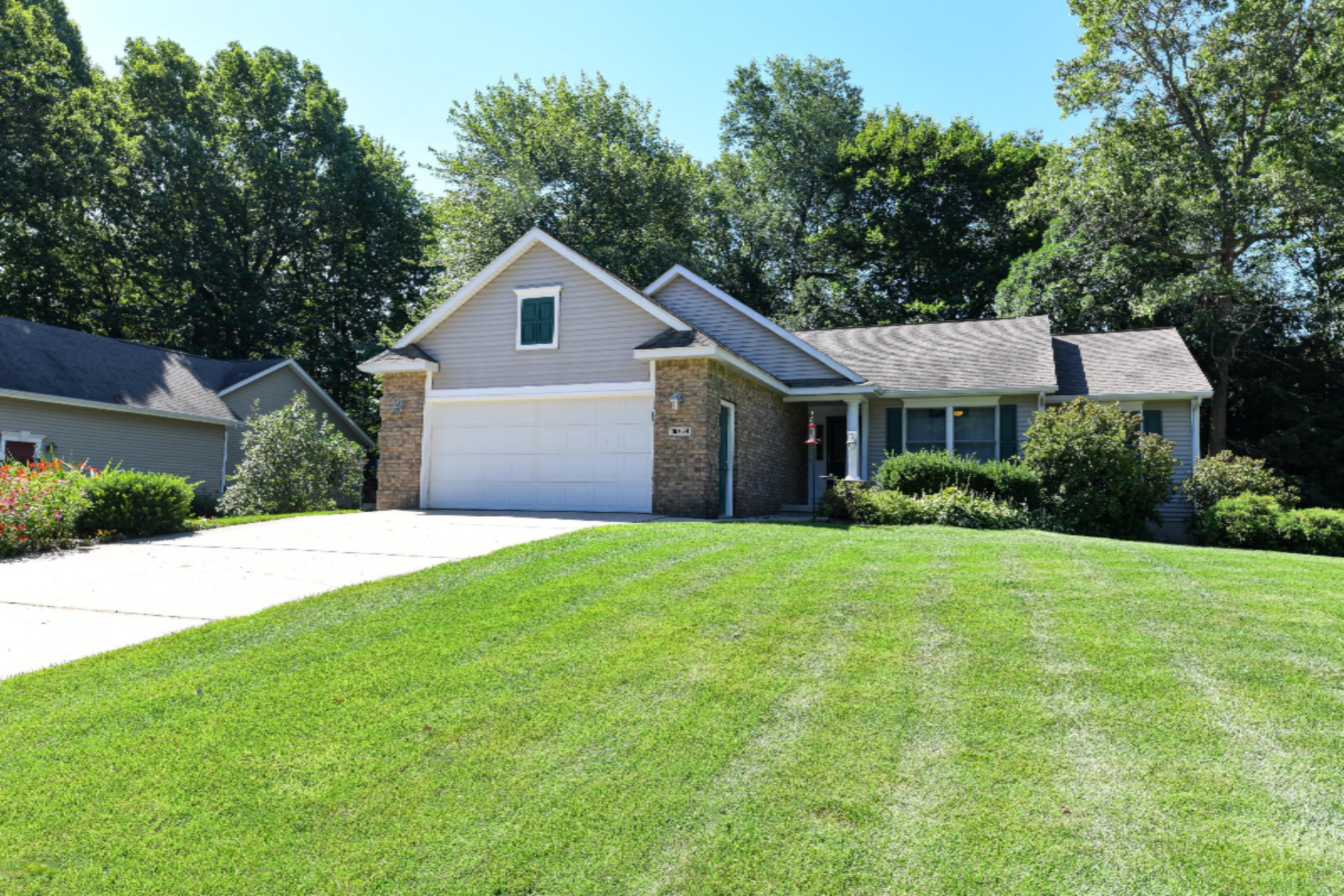 16794 Bridlepath Spring Lake, MI 49456 - Photo 60 of 70 16794 bridlepath-62