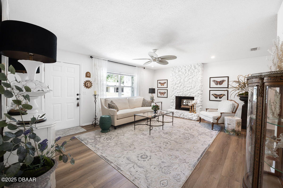 1617 Orange Tree Drive Edgewater, FL 32132 - Photo 7 of 33 27-web-or-mls-VCI00931