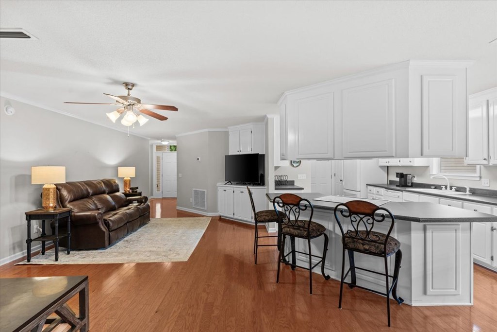 683 Calhoun Drive Abbeville, AL 36310 - Photo 7 of 52