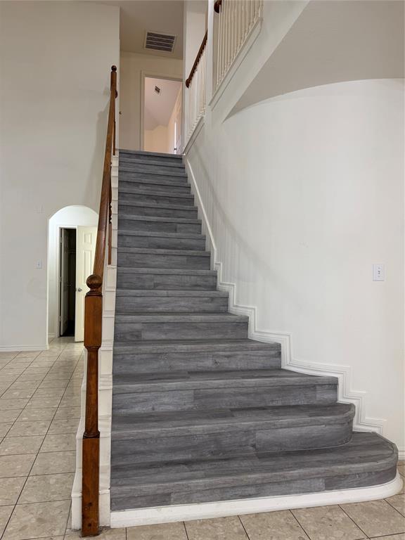 5817 Mulvane Drive Plano, TX 75094 - Photo 11 of 39 a view of entryway