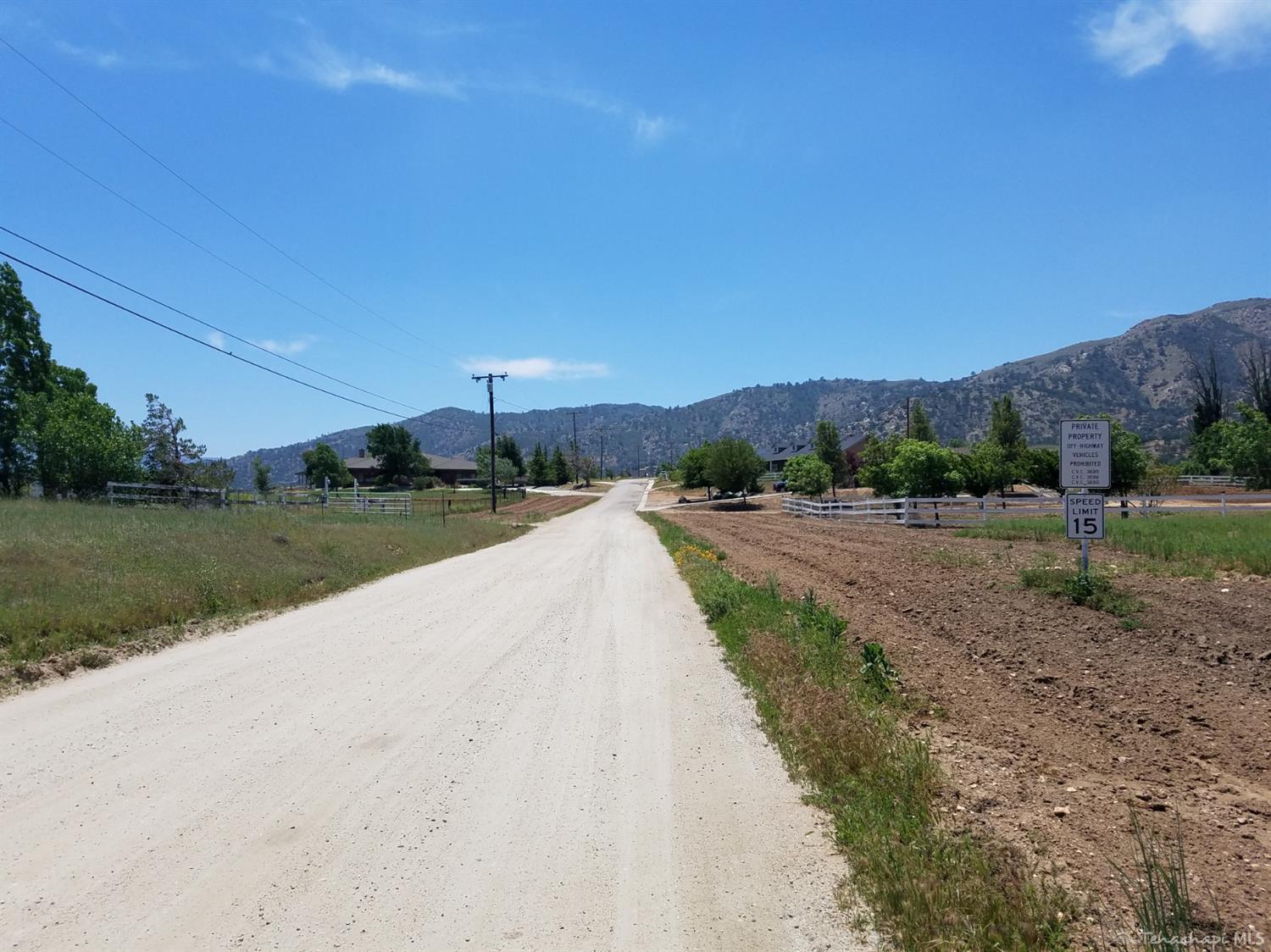 0 Woodford-Tehachapi Road Tehachapi, CA 93561 - Photo 3 of 4 Gallery Image 3