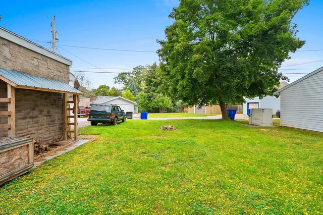 $225,000 | 118 West 6th Street, Kaukauna, WI 54130