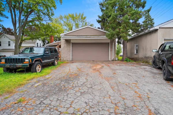 $225,000 | 118 West 6th Street, Kaukauna, WI 54130