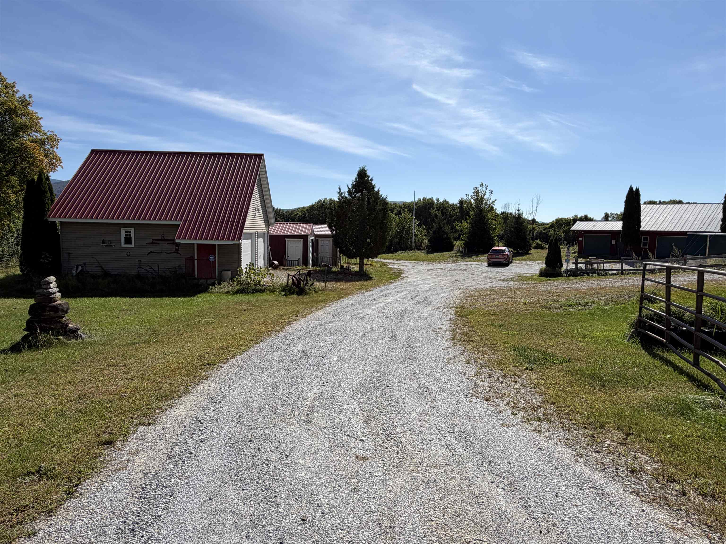 834 Creek Road Rutland Town, VT 05759 - Photo 9 of 23 Gallery Image 9