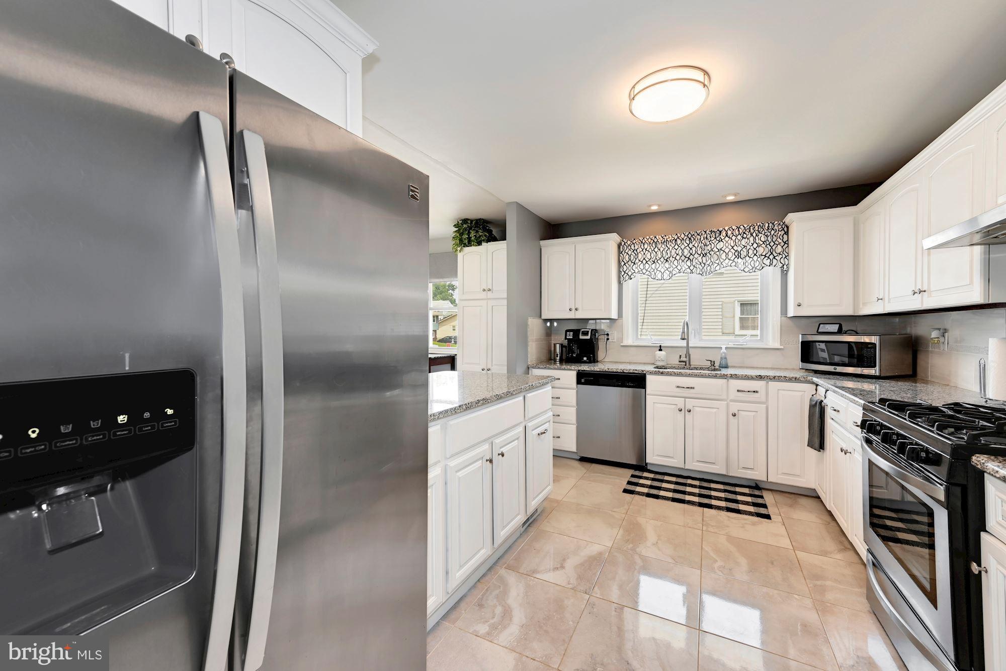 201 Avon Road Cherry Hill, NJ 08034 - Photo 18 of 34