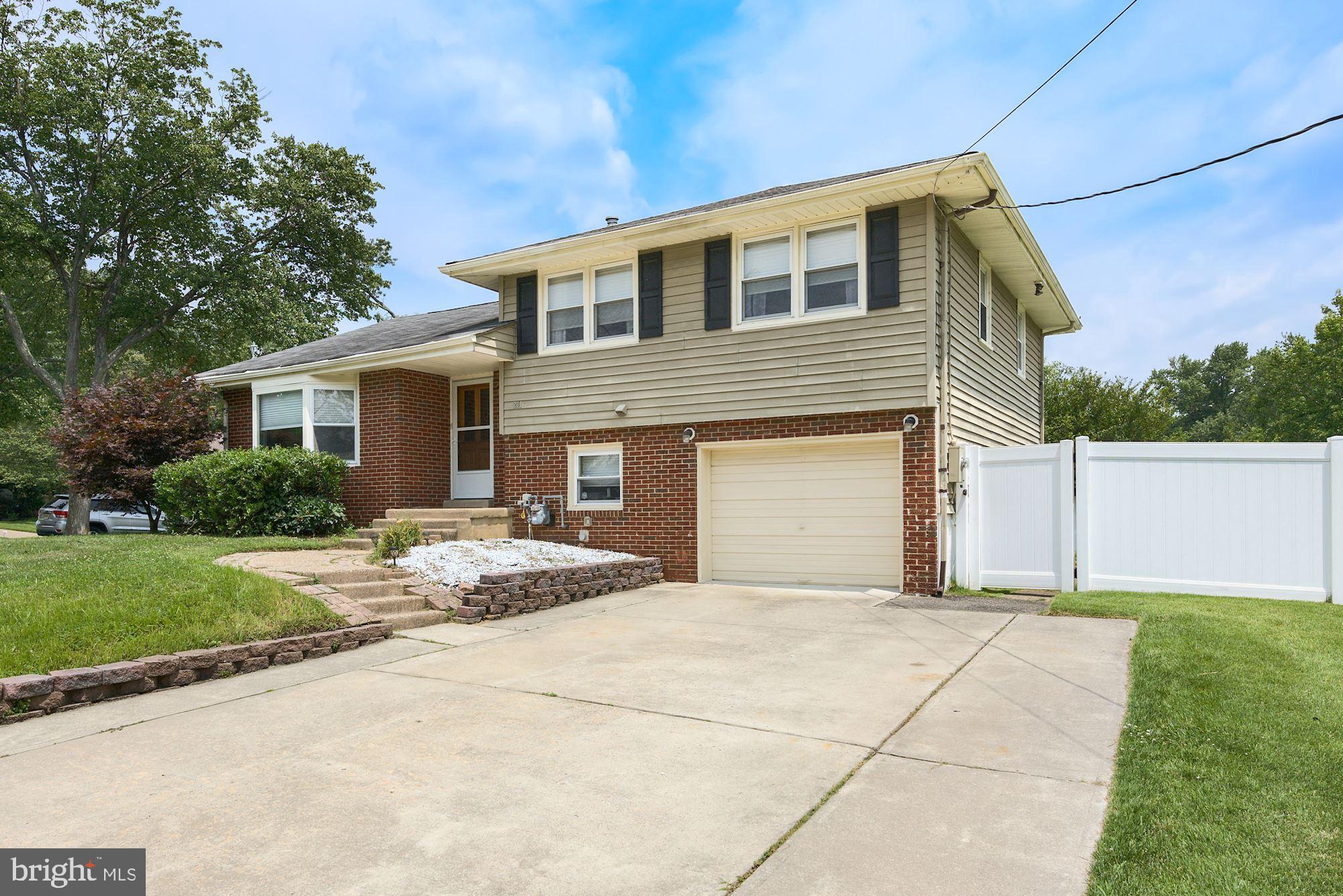 201 Avon Road Cherry Hill, NJ 08034 - Photo 3 of 34